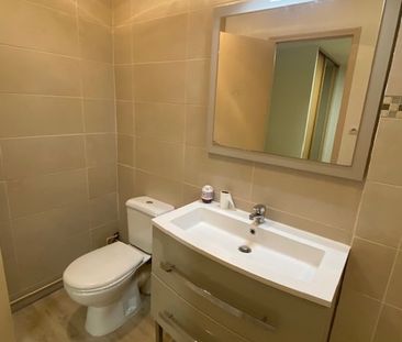 Location Appartement 2 pièces 40m² - Photo 4