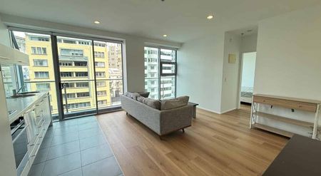 Spacious One-Bedroom Apartment in Scene One - Photo 4