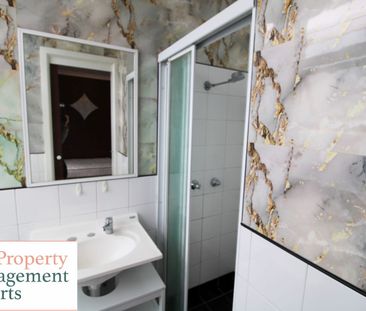 Studio Apartment in a great location! - Photo 2