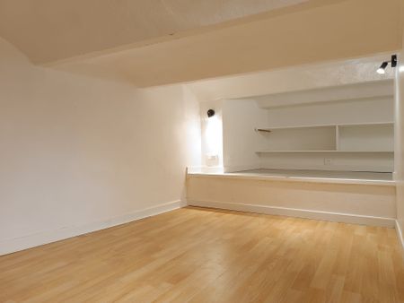 Location Appartement 2 pièces 27m² NARBONNE 11100 - Photo 4