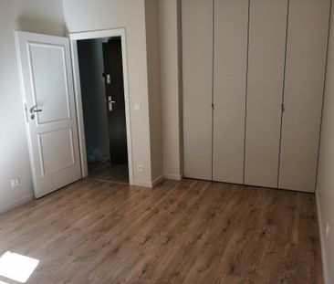 Location Appartement 3 pièces 65m² NICE 06000 - Photo 4