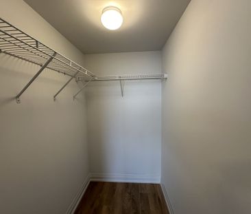 For Lease - 20 Meadowglen Place Unit# 905, Toronto, Ontario - Photo 1