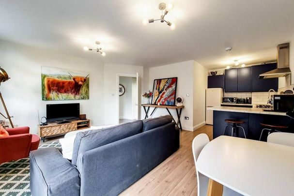 2 bedroom flat to rent - Photo 1