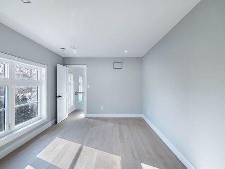 For Lease - 1078 Cherriebell rd Road, Mississauga, Ontario - Photo 4