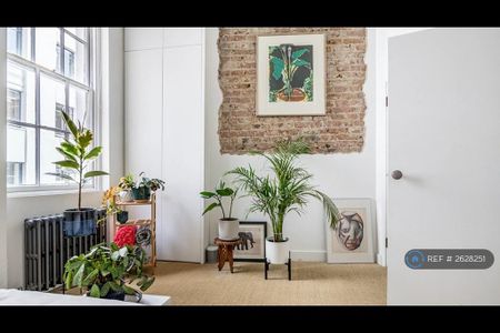 1 bedroom flat to rent - Photo 2