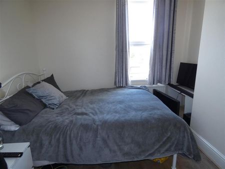 4 bedroom house to rent - Photo 4