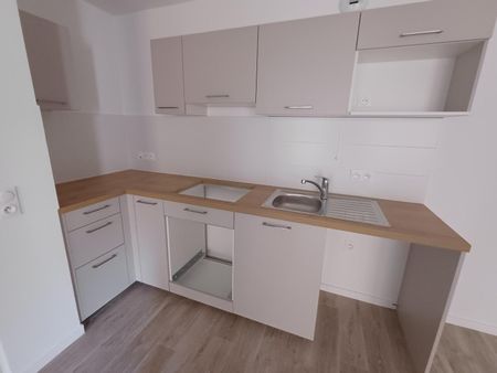 location Appartement T2 DE 58.1m² À BOBIGNY - Photo 3