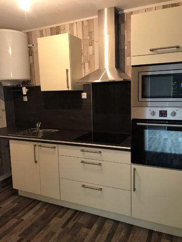 Location Appartement 2 pièces 46m² BESANCON 25000 - Photo 2