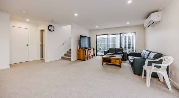 Four Bedroom in Sought After Rototuna - Photo 1