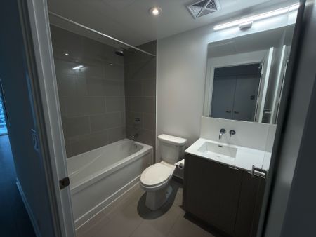 For Lease - 100 Harbour Street Unit# 1908, Toronto, Ontario - Photo 2