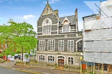 2 bedroom flat to rent - Photo 4