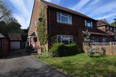 3 bedroom property to rent - Photo 3