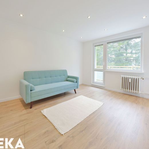 DO DOMČEKA | Svetlý 3-izbový byt s balkónom v tichej lokalite - Fotografia 1