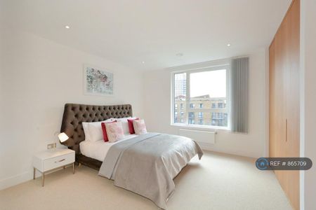 3 bedroom flat to rent - Photo 5