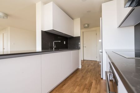 150 The Donway West - Photo 5