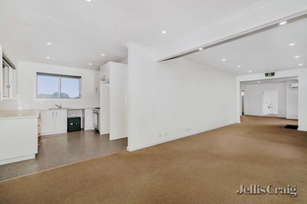 3 Bed, 1 Bath - Photo 1