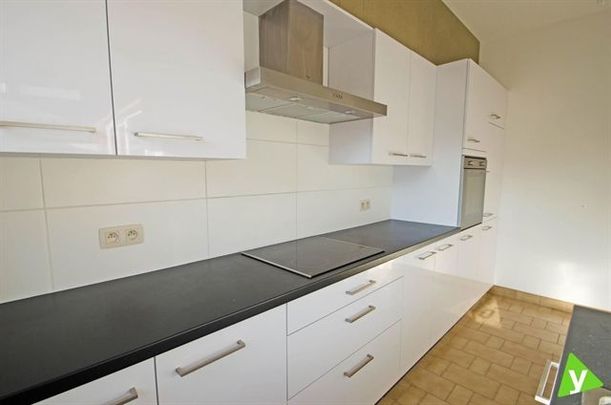 Gezellig appartement te huur in het centrum van Eeklo! - Photo 1