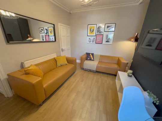 3 bedroom terraced house to rent - Photo 1