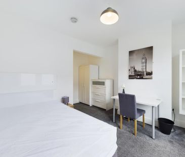 4 bedroom house to rent - Photo 6