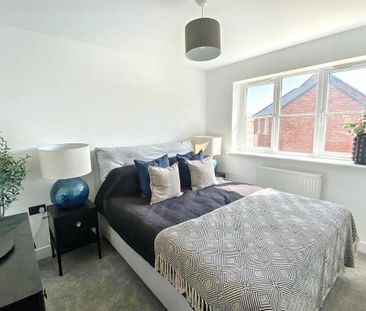 3 bedroom semi-detached house to rent - Photo 4