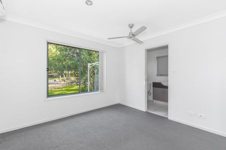 Low Maintenance Home in Great Location - Photo 5