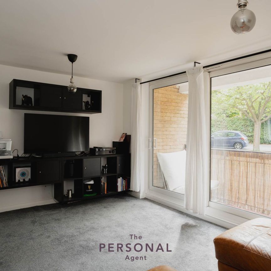 Mulgrave Road, Sutton - Photo 1