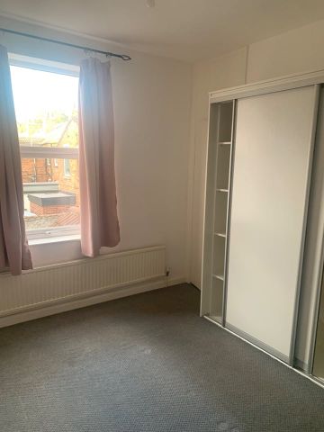 Room in a Shared House, Whittier Road, NG2 - Photo 2