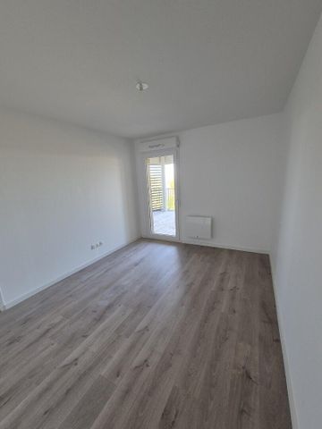 location Appartement T2 DE 46.17m² À AUZEVILLE TOLOSANE - Photo 2