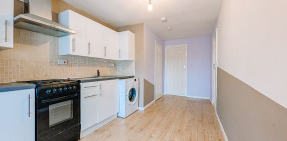 1 Bed Flat, Conrad Road, CV6 - Photo 2