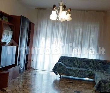 Quadrilocale viale Verona, 24, Santa Bertilla - Mercato Nuovo, Vicenza - Foto 1