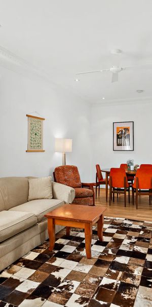 Minutes to Wollongong Harbour, beach and cafes - Photo 1