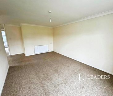 3 bedroom house to rent Meadow Way, Carlton Colville, Lowestoft, NR33 - Photo 1