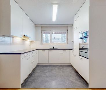 grosse 4.5 Zimmerwohnung in Langental - Photo 2