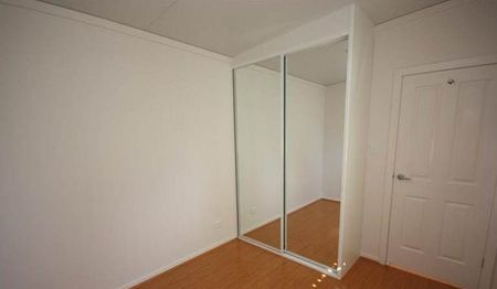 Spacious 2 bedroom Granny Flat - Photo 2