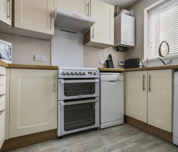 2 bedroom terraced house to rent - Photo 6