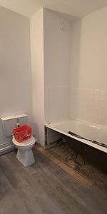 Location Appartement 2 pièces 47m² CHALAMONT 01320 - Photo 4