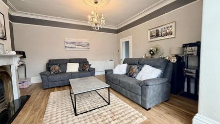 4 bedroom house to rent - Photo 2