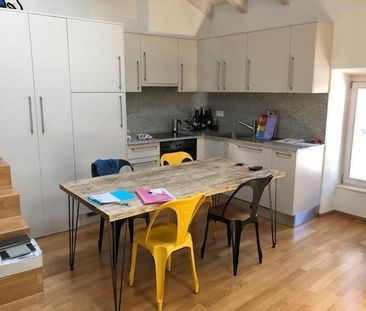 Bel appartement de 2 pièces, aménagé dans les combles d'une maison ... - Foto 4