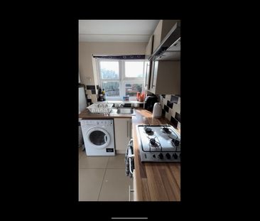 1 Bed Flat, High Road, SO16 - Photo 1