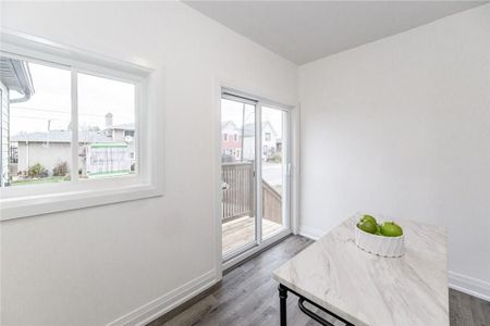 For Lease - 476 Ferguson Avenue Unit# A, Hamilton, Ontario - Photo 4