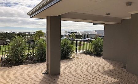 4 Lepley Lane, Hammond Park WA 6164 - Photo 4