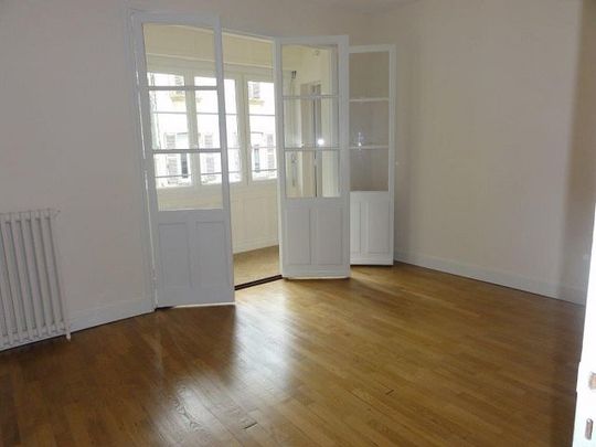 Location Appartement 4 pièces 90m² LE CREUSOT 71200 - Photo 1