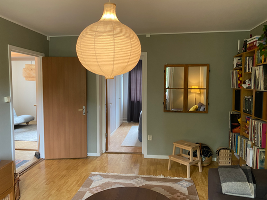 Gullmarsvägen, Årsta - Photo 1