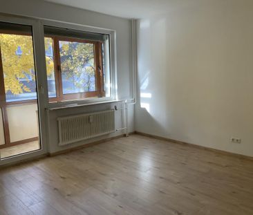 Charmante Etagenwohnung im ersten Obergeschoss mit Wintergarten sow... - Photo 1