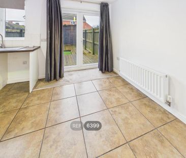 3 bedroom terraced house to rent - Photo 2