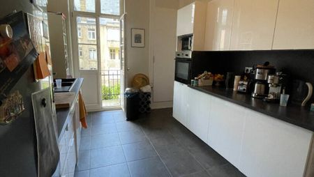 QUARTIER GARE - F6 ENTIEREMENT RENOVE - 4 CHAMBRES - CUISINE EQUIPEE - Photo 5