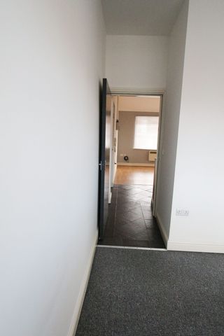 1 Flat C Hermit Street Sincil Bank, Lincoln, Lincolnsire, LN5 8EF - Photo 2