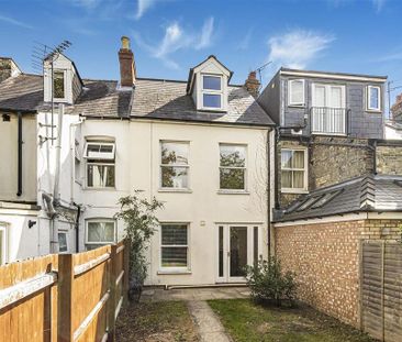 3 bedroom terraced house to rent - Photo 5