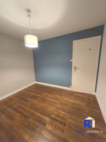 Location Appartement 3 pièces 70m² ST EGREVE 38120 - Photo 2