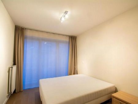 EVERE : APPARTEMENT MEUBLE 2 CHAMBRES + TERRASSE + PARKING - Evere - Foto 2